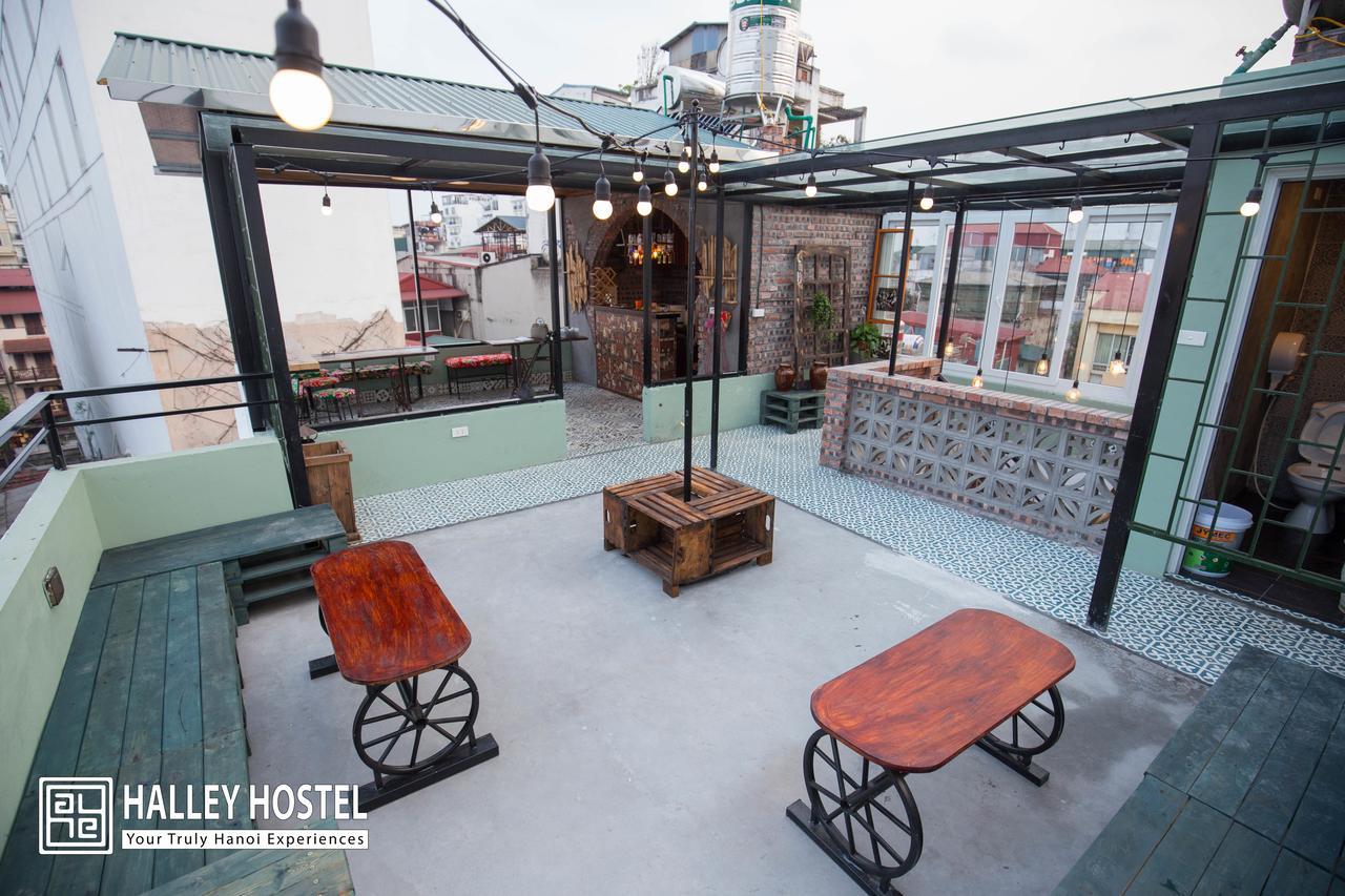 Halley Hostel Hanoi Exteriör bild